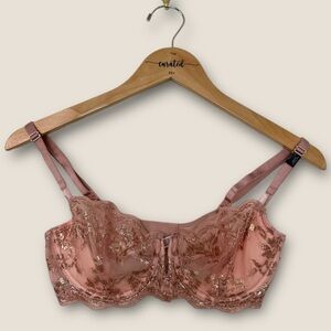 Victoria’s Secret| Lace Bra | Size 32DD | Rose Gold | New with Tags